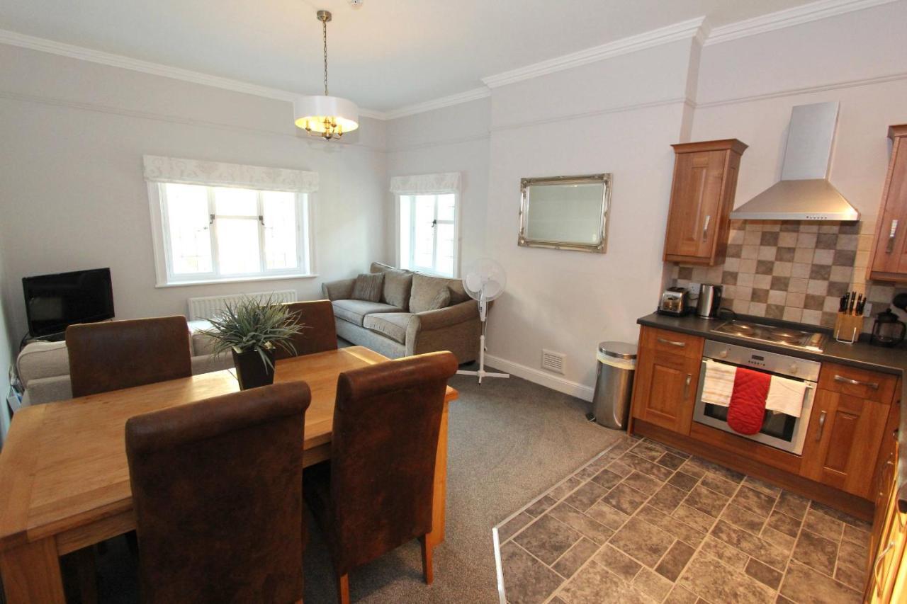 Character Apartment With Views Over City Centre & The Historic Rows Chester Exteriér fotografie
